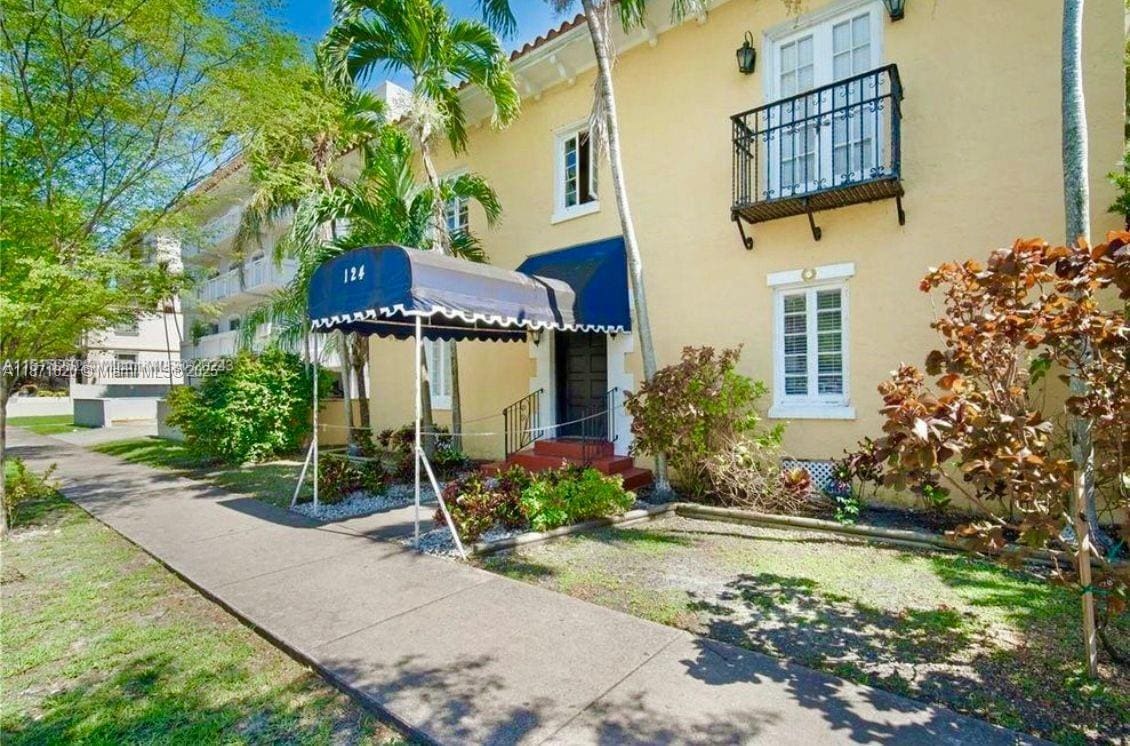 Foto principal - 124 Mendoza Ave