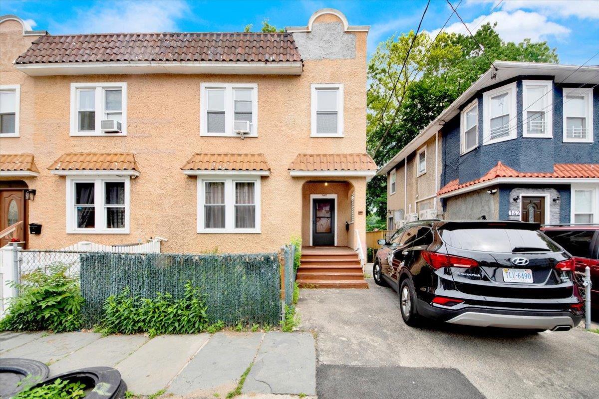 Foto principal - 140 Saratoga Ave