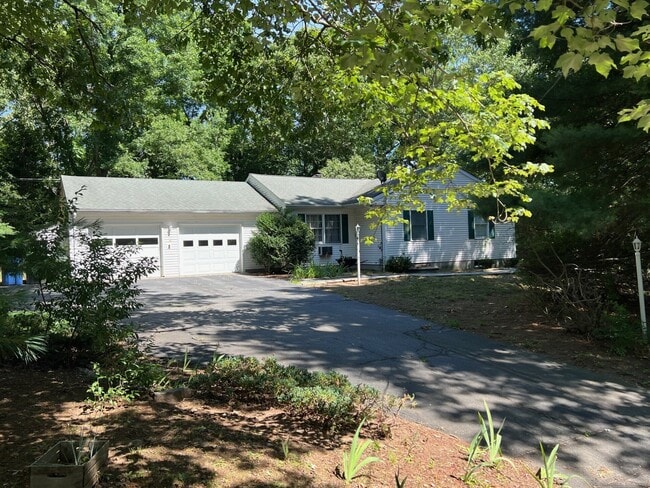 Building Photo - 155 Wightman Ave