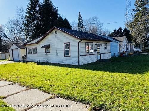 Gran lote de esquina - 701 W Holmes Rd