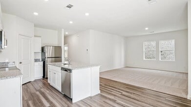 Building Photo - 504 McFadin Wy