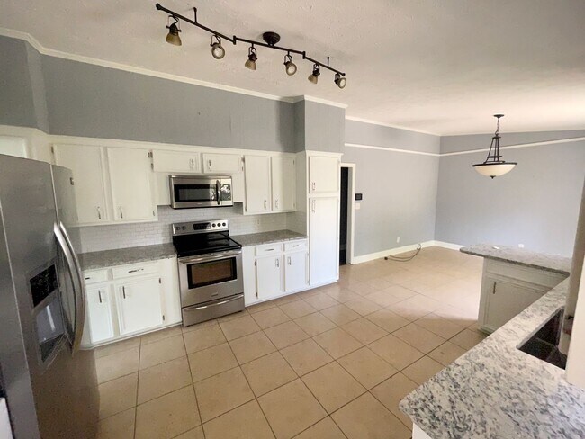 Foto del edificio - 3/2 House in Northeast Jackson!