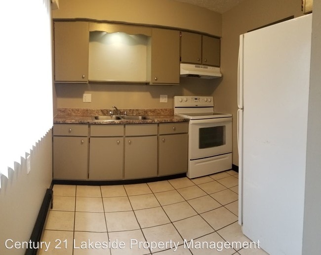 2 br, 1 bath Apartment 841 Moyer Ave Condo for Rent in Boardman, OH