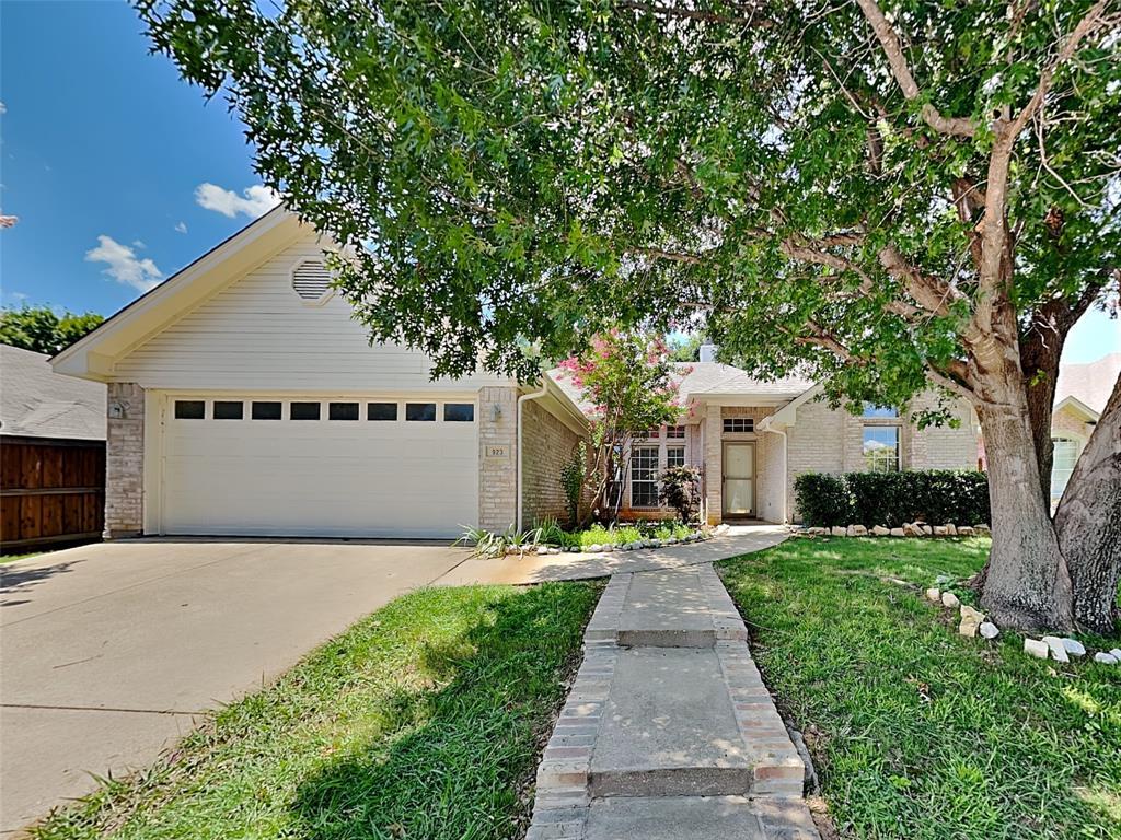 Primary Photo - 923 Rolling Meadows Dr