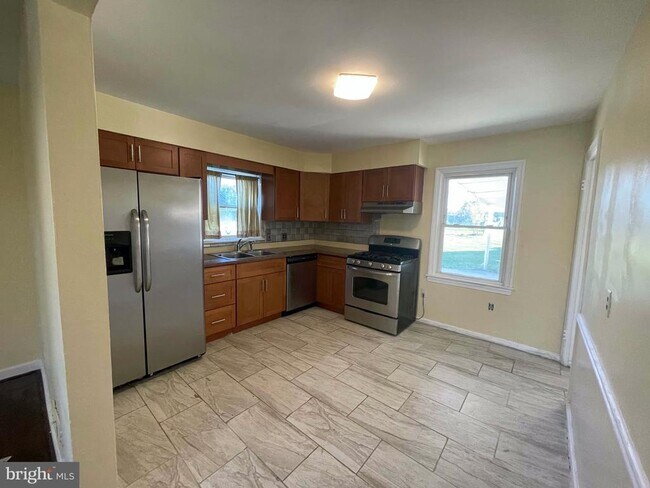 Foto del edificio - 2600 Finley St