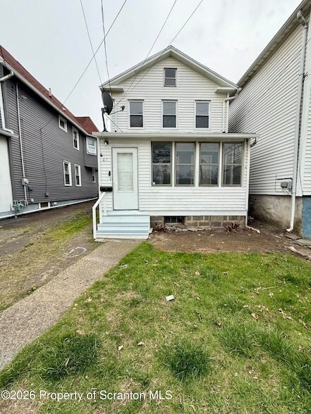 Building Photo - 61 Bowman St