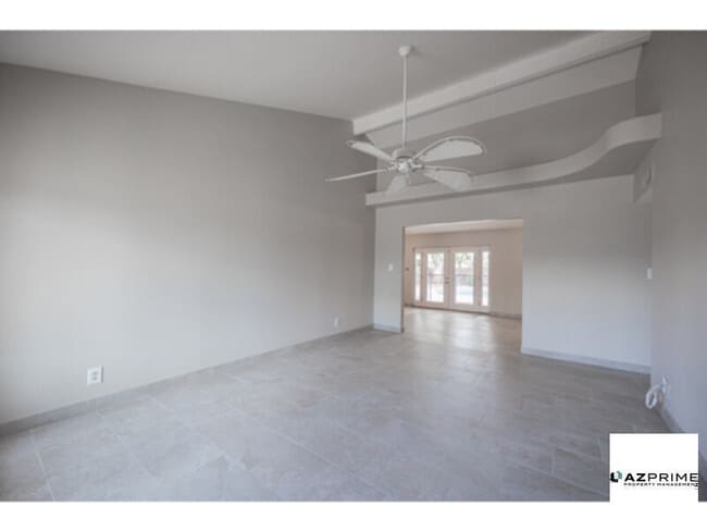 Building Photo - A Radiant 3/2 Gem in MesaWhere Comfort Meets Quiet Sophistication.