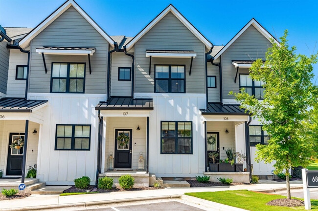 Foto del edificio - 6801 Milligan Way