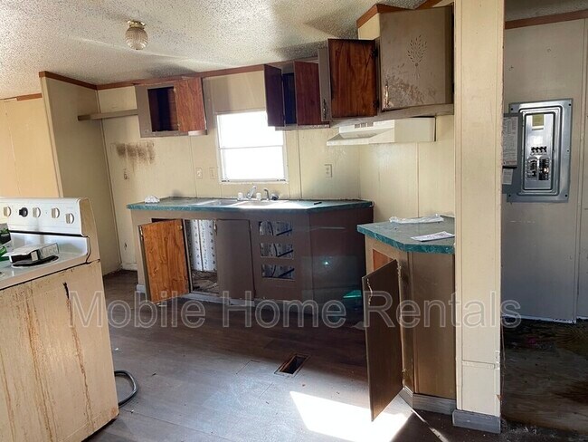 Building Photo - 108 Green Cherry Rd