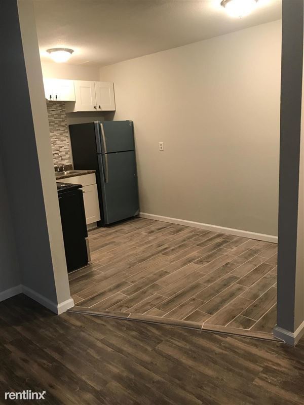 Building Photo - 2 br, 1 bath Apartment - Coleman St