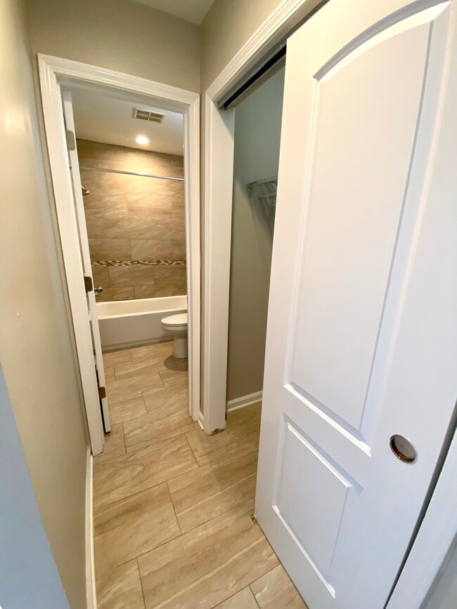 Loft Studio - Bryant Lofts