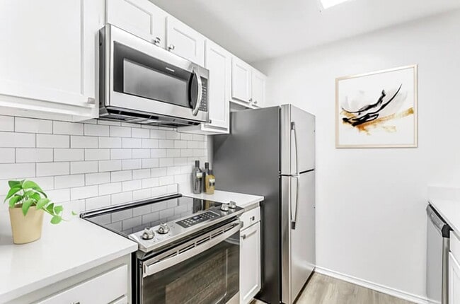 Building Photo - Landmark at Wynton Pointe Apartment Homes