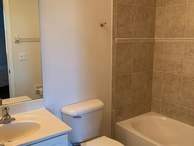 Building Photo - 1077 Cheval Dr