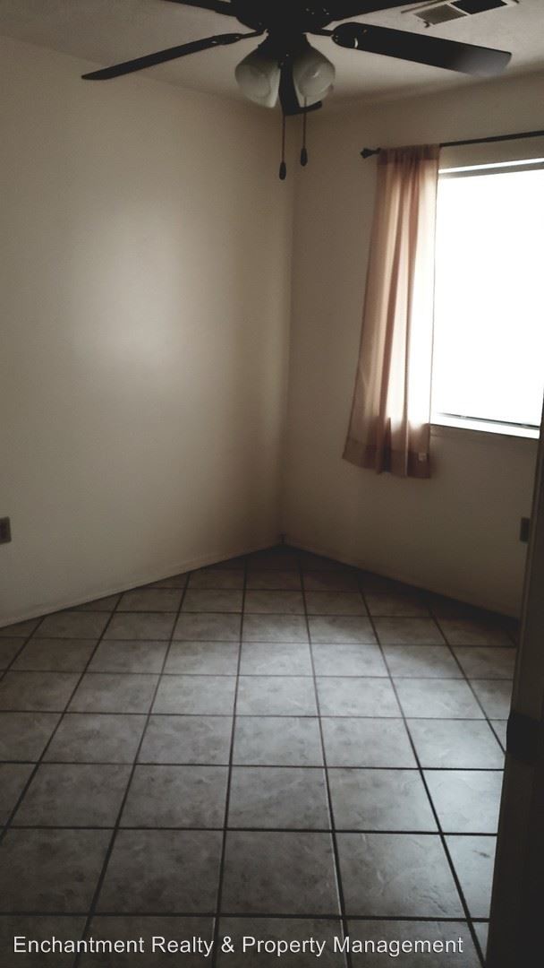 Foto del edificio - 2206 Little Walnut Rd