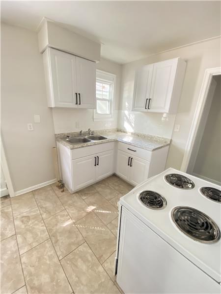 Foto del edificio - 1318 E 53rd St