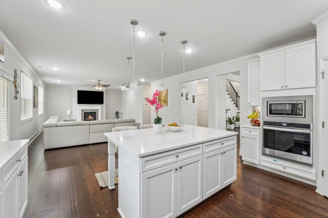 Foto del edificio - 5545 Adirondack Dr