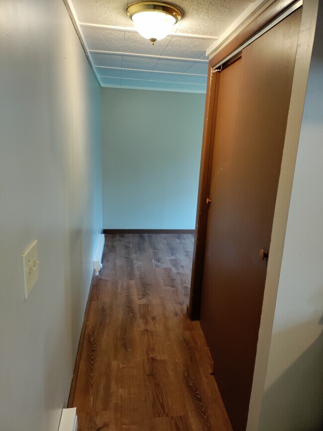 Building Photo - 310 Strawberry Alley