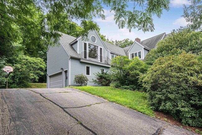 Building Photo - 5BD/3BA Beautiful House in South Burlington