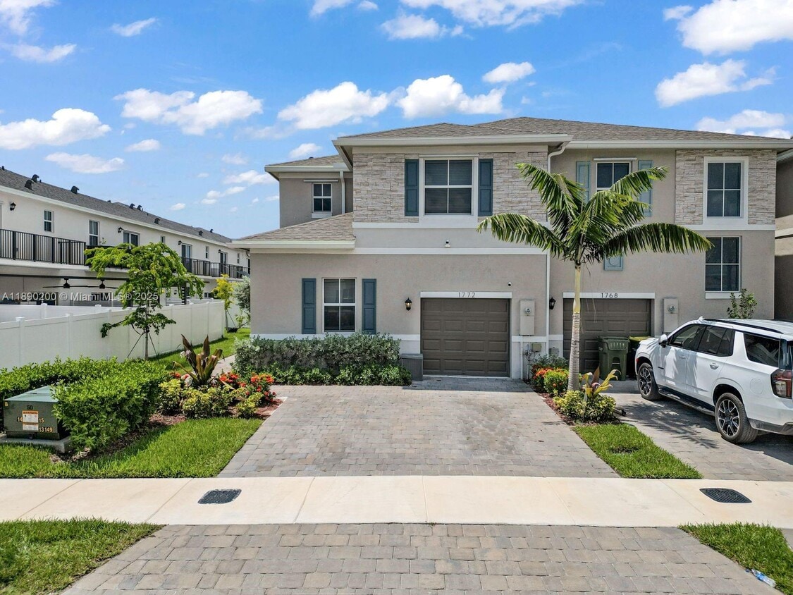 Foto principal - 1772 SE 8th Terrace