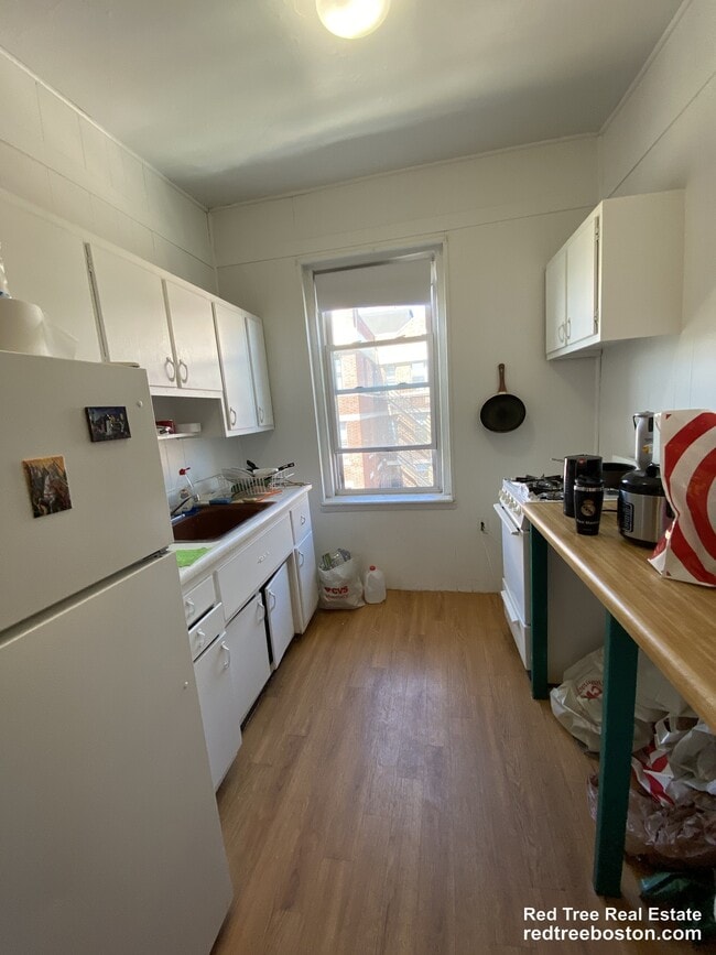 Photo - 5 Walbridge St Apartment