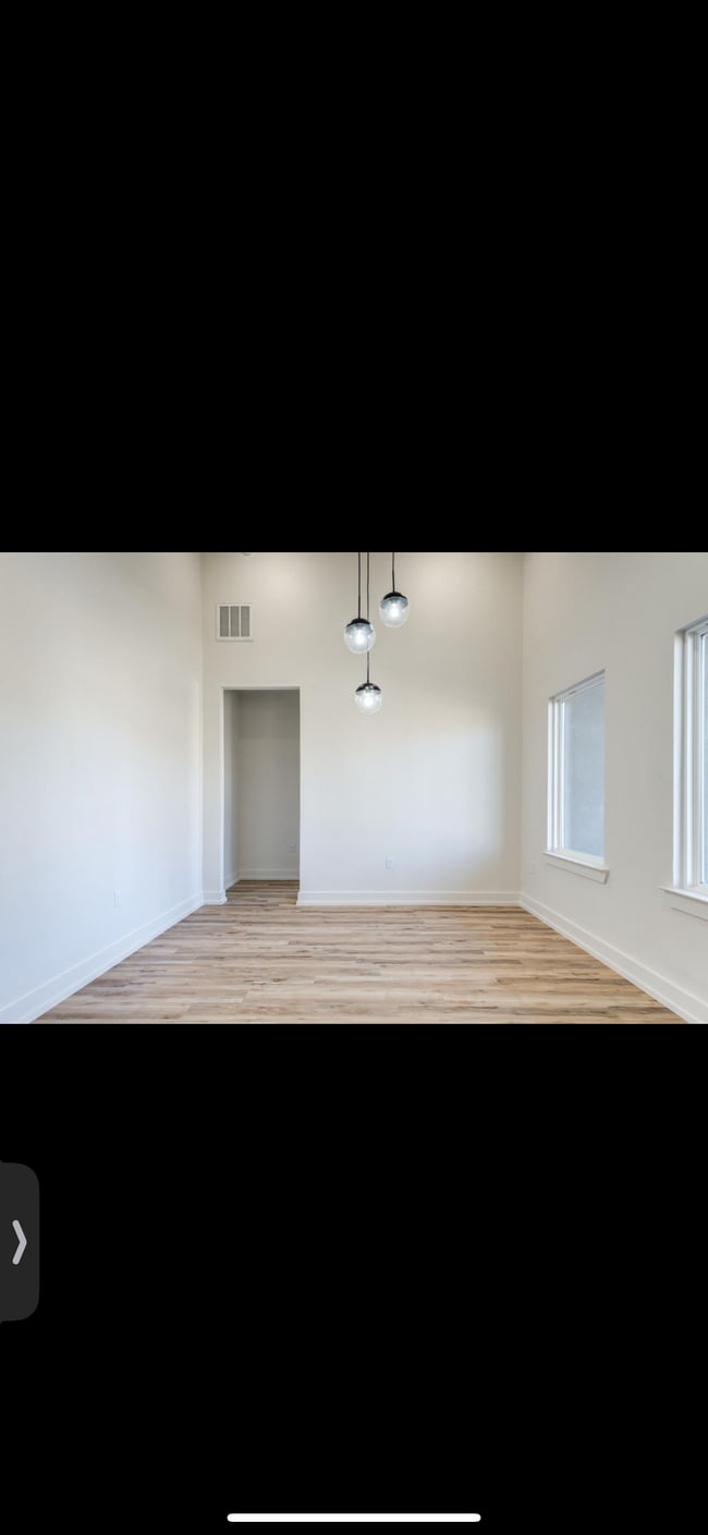 Building Photo - 3513 142nd St