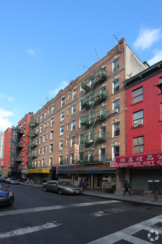 Building Photo - 80-84 Bayard St