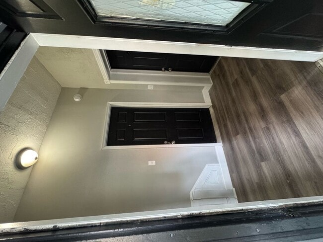 Building Photo - 241 N 4th St