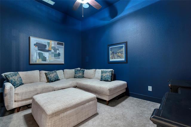 Building Photo - 610 Lavender Dr