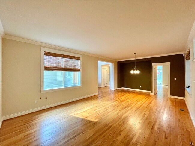 Foto del edificio - Great Home for rent