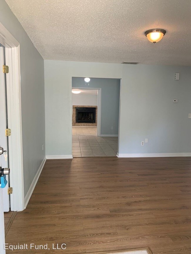 Foto del edificio - 4 br, 2 bath House - 1611 Cedar Drive