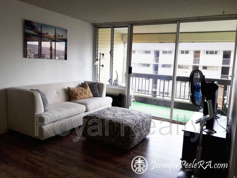 Primary Photo - 775 Kinalau Pl
