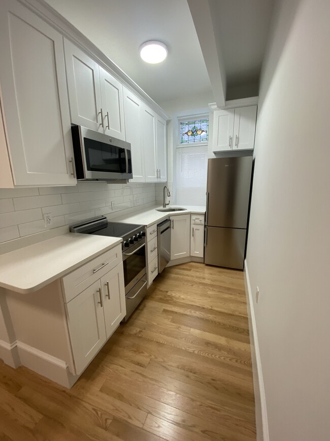 Building Photo - Hemenway Street Apartments