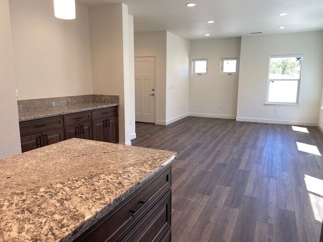 Building Photo - Built 2023 NW Reno 3 Bedroom House - Downs...