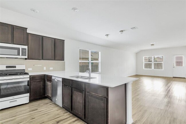 Building Photo - 21316 Quick Fox Dr