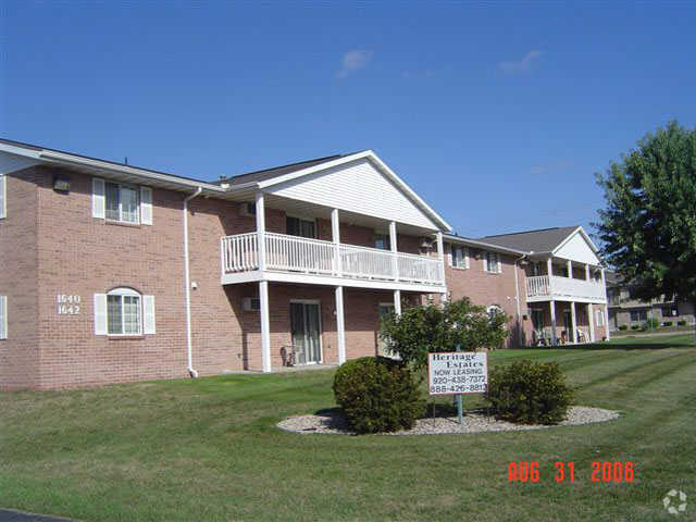 Courtyard - Heritage Estates