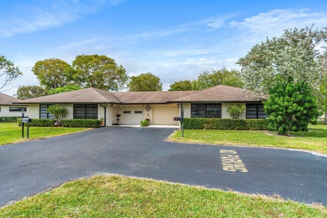 Building Photo - 4632 Finchwood Way