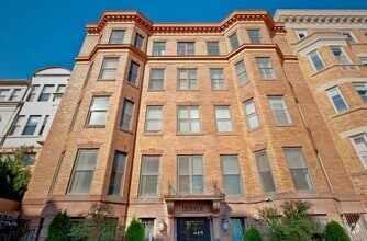 Building Photo - 1417 Chapin St NW
