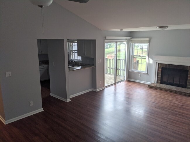 Building Photo - 3204 Selwyn Farms Ln