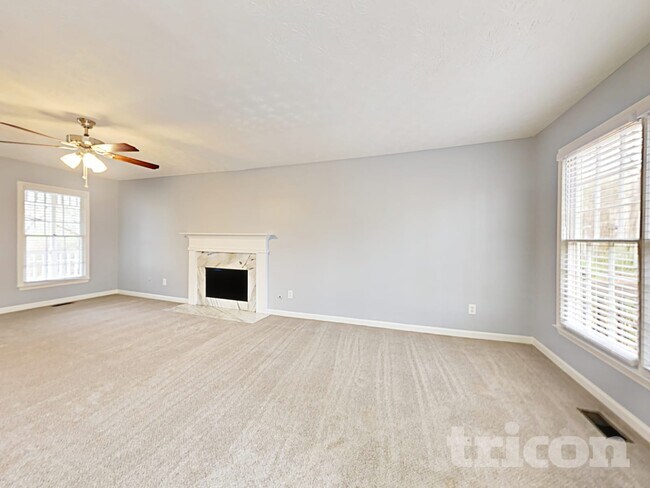 Foto del edificio - 313 Willow Bend Dr