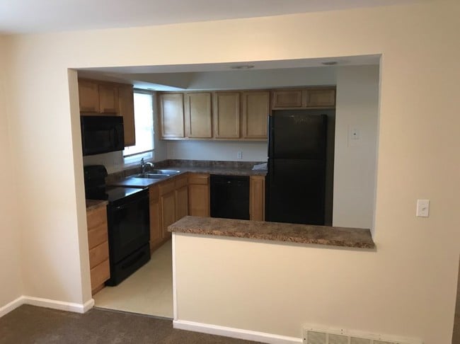 Building Photo - 11446 Islandale Dr