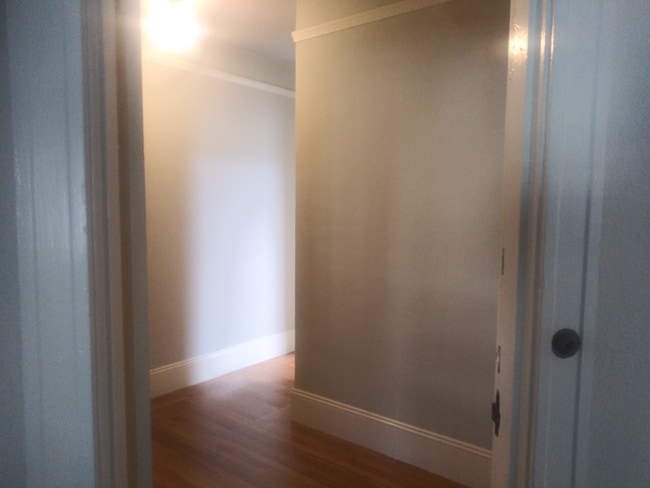 Building Photo - 428 Perkins St