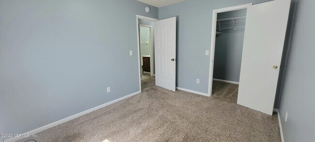 Building Photo - 1357 Kingsley Ave