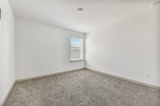 Building Photo - 1004 Great Barracuda Ln