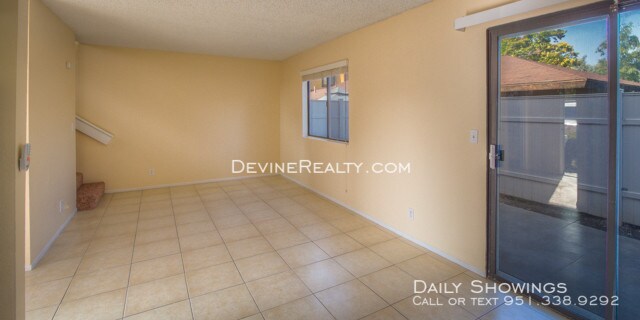 Building Photo - 4951 Brooks St. Unit #3