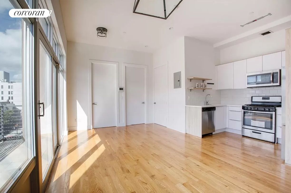 Foto principal - 109 Winthrop St