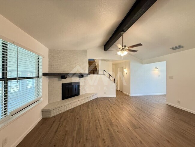 Building Photo - 7535 Rustic Trail