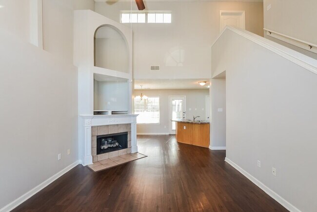 Foto del edificio - 9761 Dogwood Ct W
