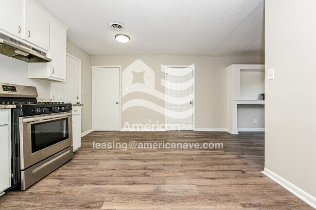 Foto del edificio - 4902 Gardiner Dr