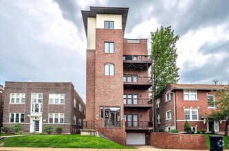 Building Photo - 6416 Cates Ave