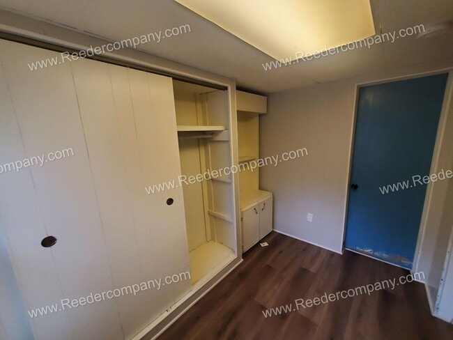 Building Photo - Private 1 bedroom house with Office space!!